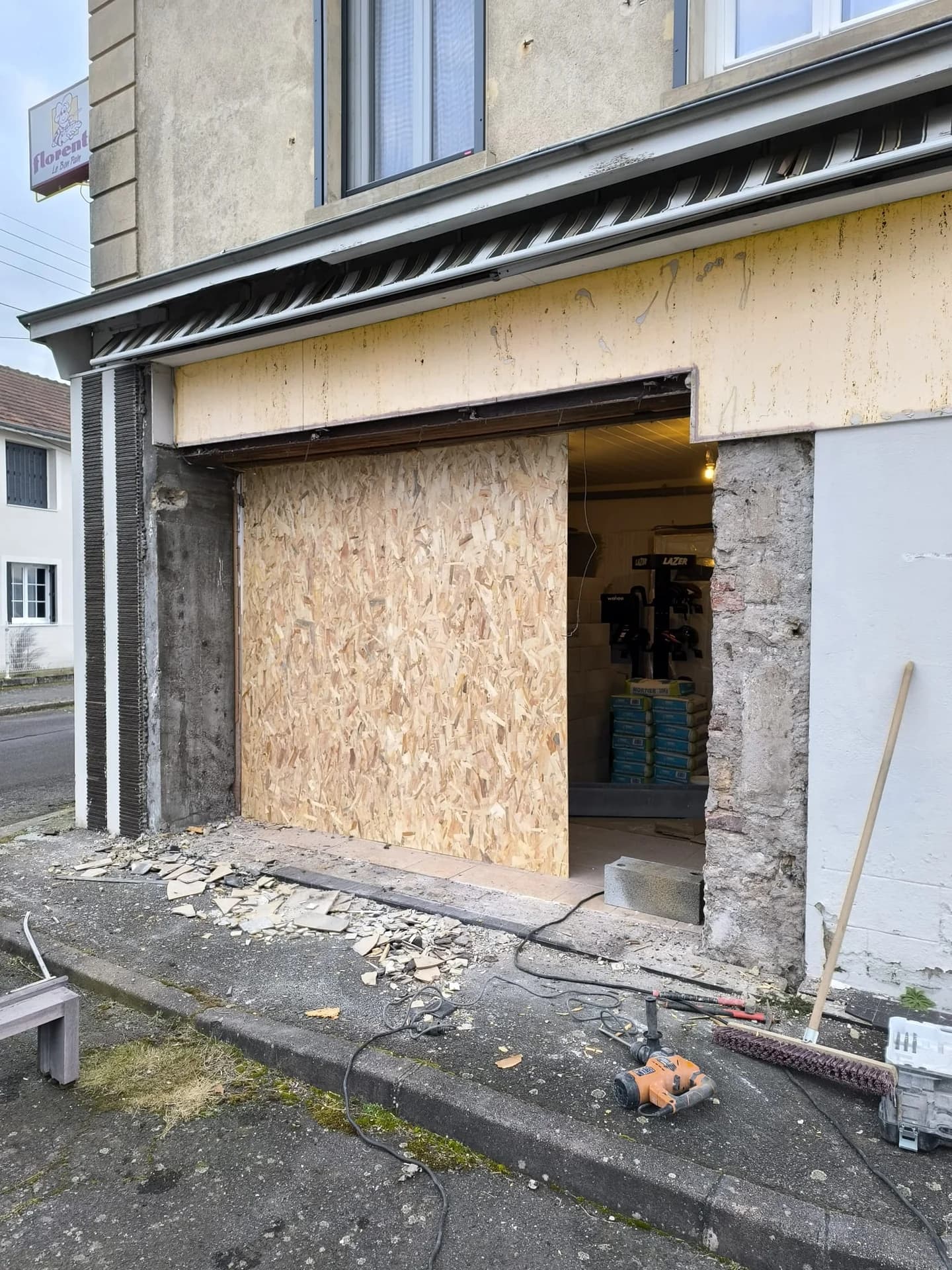 Maçonnerie : création d’ouvertures et reprise de façade — photographie 1