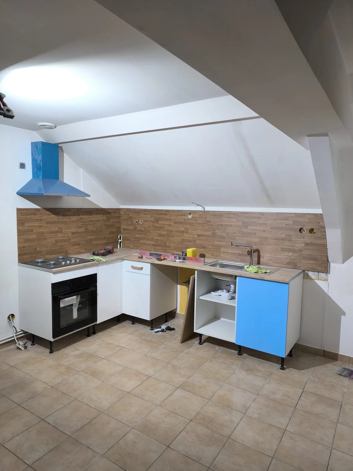 Une cuisine sous les combles — photographie 6