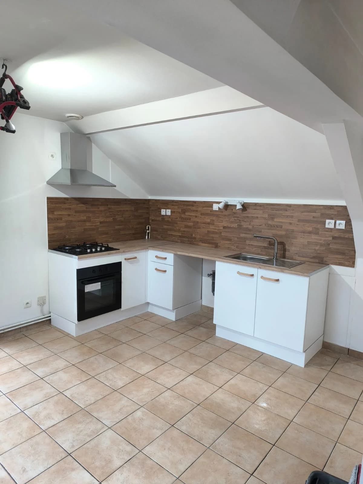 Une cuisine sous les combles — photographie 9