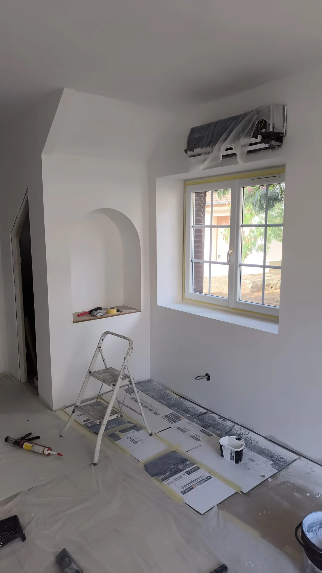 Rénovation complète : cuisine noire et bois, séjour et finitions — photographie 29