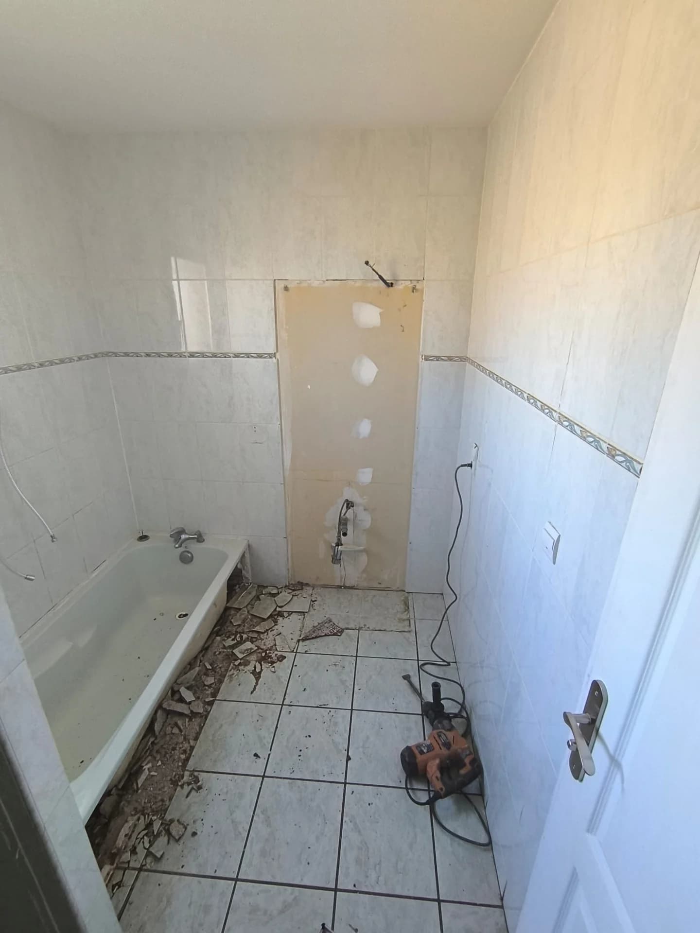 Une salle de bain repensée — photographie 1